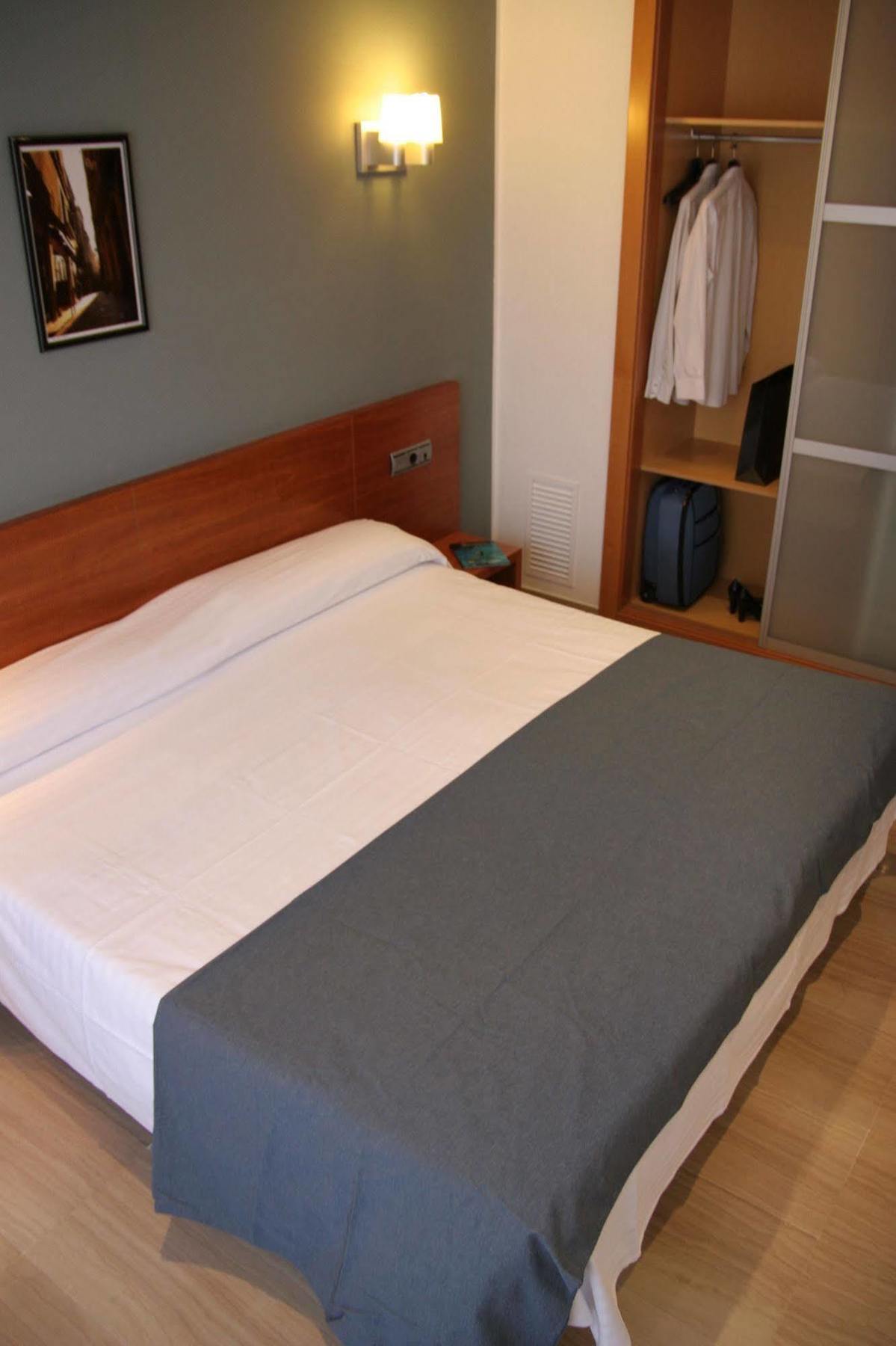 Apart-hotel Independencia 2*
